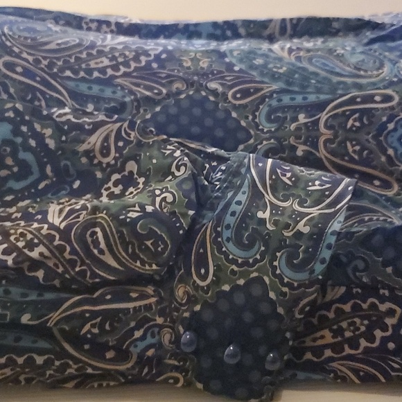 Banana Republic 100% Silk Paisley Blouse size large - Picture 5 of 5